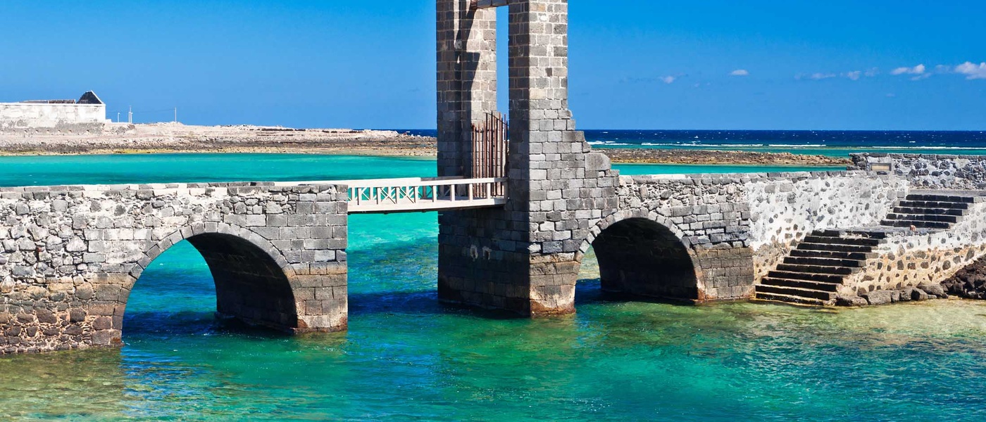 Location voiture pas cher Lanzarote kilométrage illimité