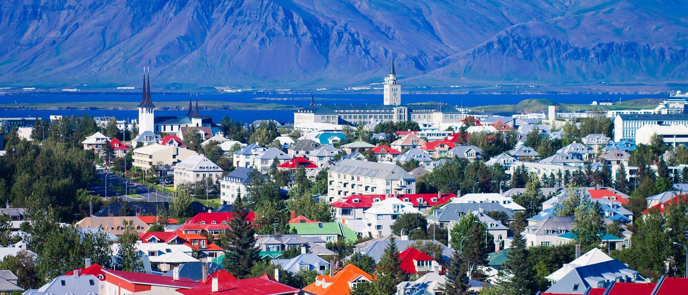 Location voiture pas cher Reykjavik kilométrage illimité